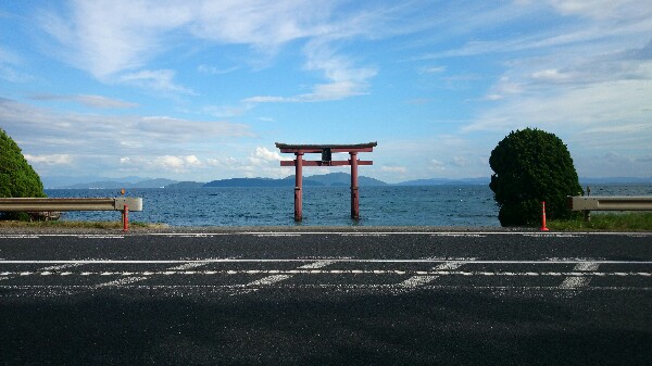 白鬚神社の鳥居