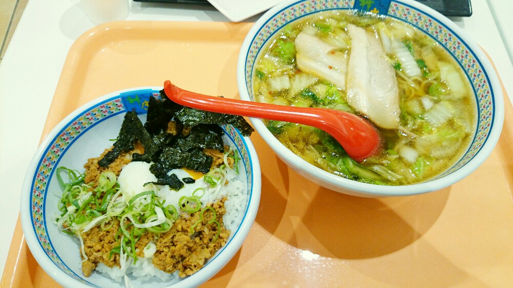 宝塚北サービスエリアで出店する神座ラーメン