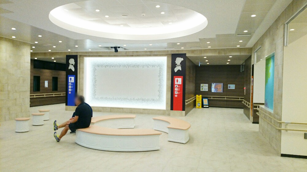 宝塚北サービスエリアの目玉は豪華な女子トイレ