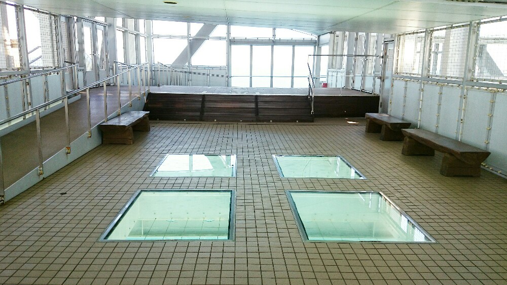 渦潮がよく見える展望室