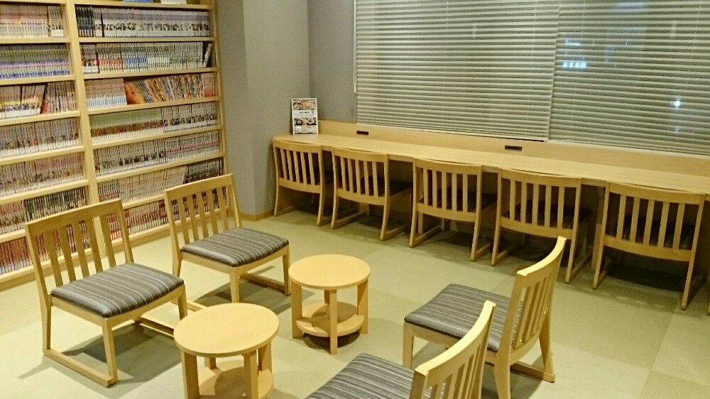 ドーミーイン福井の漫画コーナー