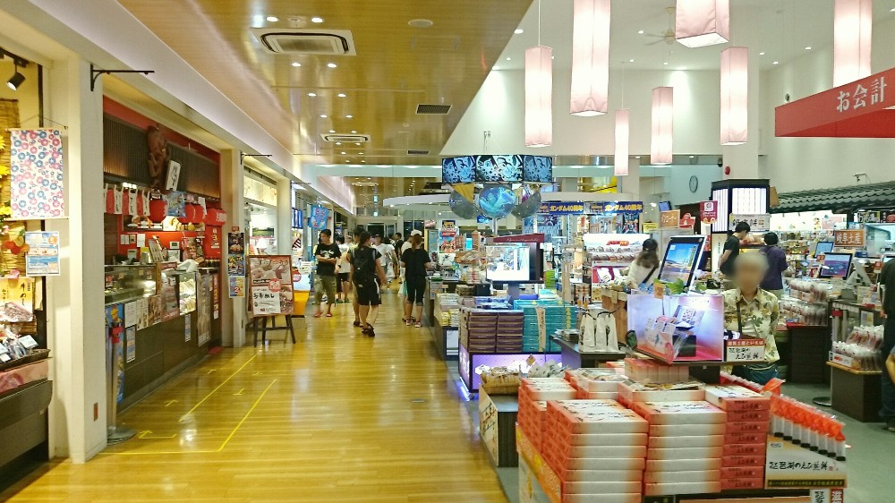 多賀サービスエリア下りのお土産売場