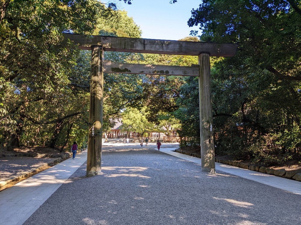 熱田神宮の三の鳥居