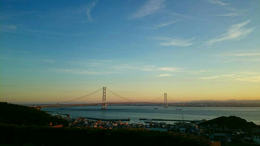 淡路サービスエリアから見た明石海峡大橋