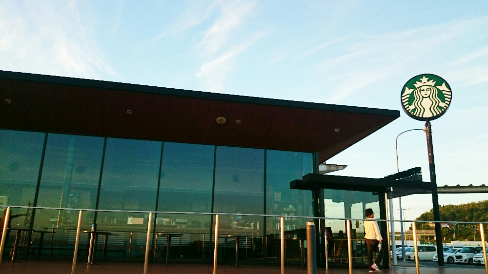 淡路サービスエリアにあるスターバックス